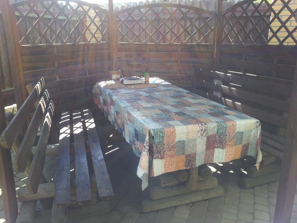 Cozy Apartment With Garden Danzica Esterno foto
