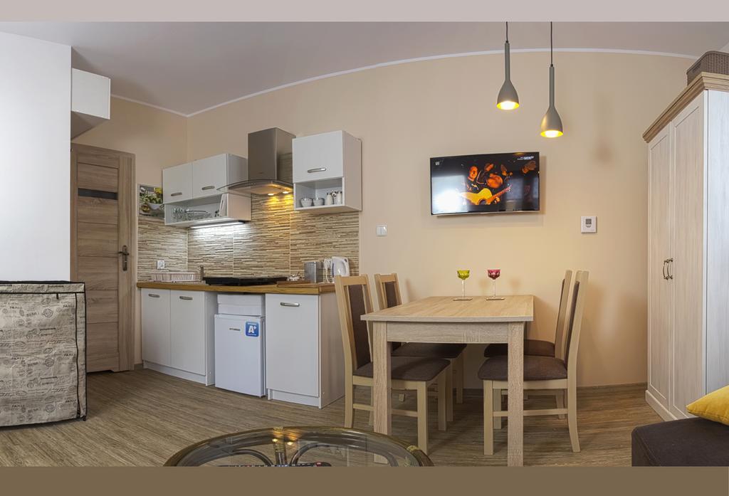 Cozy Apartment With Garden Danzica Esterno foto