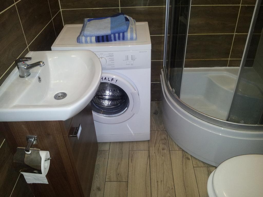 Cozy Apartment With Garden Danzica Esterno foto